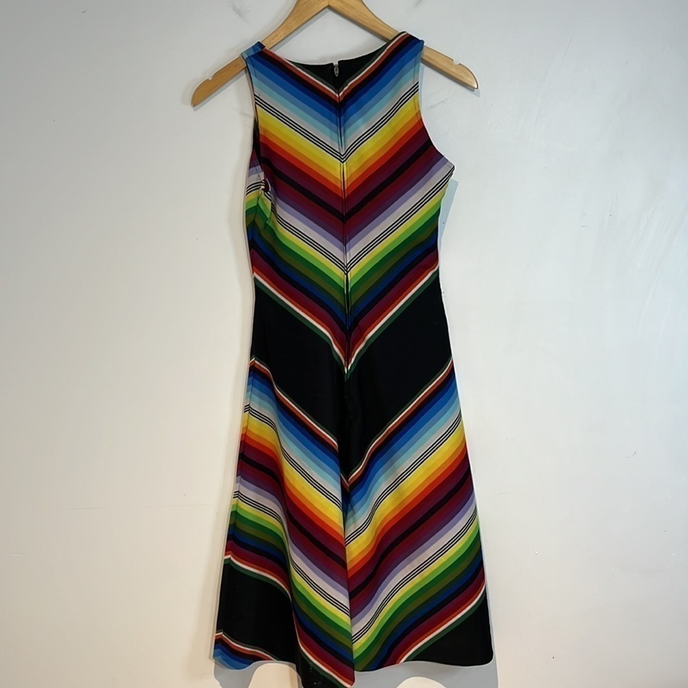 Vintage colourful, chevron style sleeveless dress, size small - Picture 6 of 11